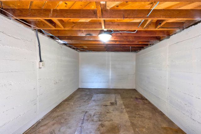 426 N Maple Avenue, Fresno, CA 93702