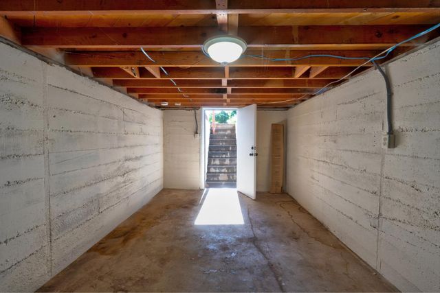 426 N Maple Avenue, Fresno, CA 93702