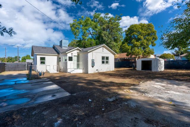 426 N Maple Avenue, Fresno, CA 93702