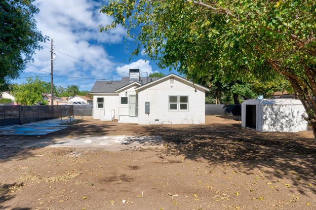 426 N Maple Avenue, Fresno, CA 93702