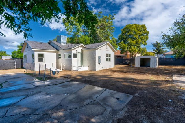 426 N Maple Avenue, Fresno, CA 93702