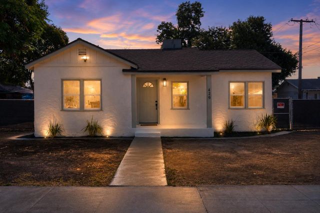 426 N Maple Avenue, Fresno, CA 93702