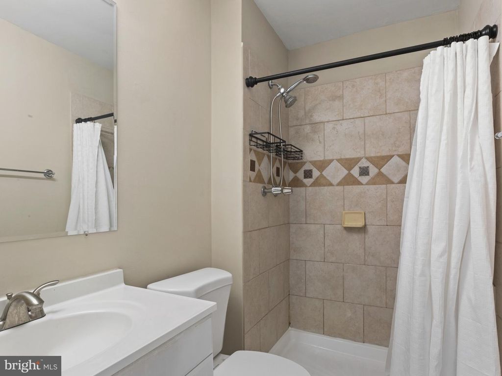 Image 13 of property listing at 1488 ORLEANS CT, Crofton, MD 21114