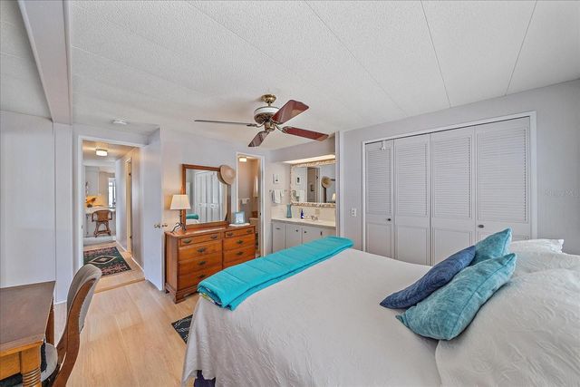 220 BIMINI DRIVE, Palmetto, FL 34221