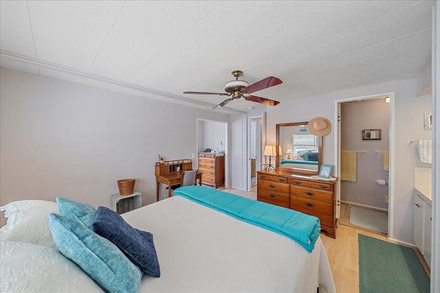 220 BIMINI DRIVE, Palmetto, FL 34221