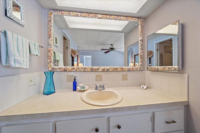 220 BIMINI DRIVE, Palmetto, FL 34221