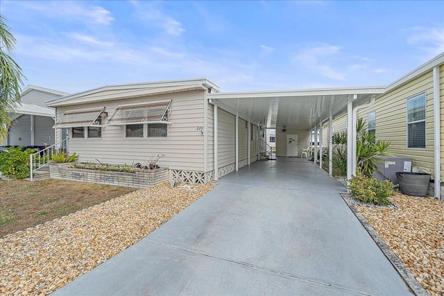 220 BIMINI DRIVE, Palmetto, FL 34221