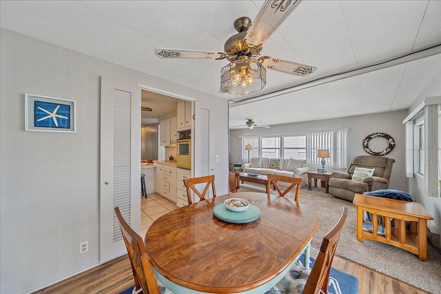 220 BIMINI DRIVE, Palmetto, FL 34221