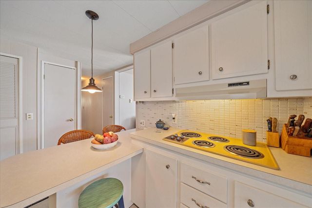 220 BIMINI DRIVE, Palmetto, FL 34221