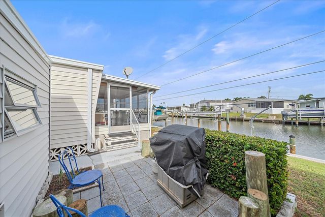 220 BIMINI DRIVE, Palmetto, FL 34221