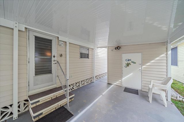 220 BIMINI DRIVE, Palmetto, FL 34221