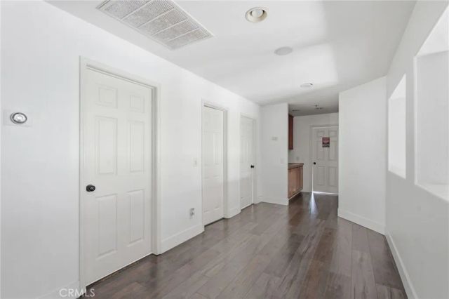 2238 Toulouse, Corona, CA 92882