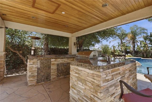 2238 Toulouse, Corona, CA 92882