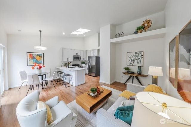 19705 13th Av Ct East, Spanaway, WA 98387