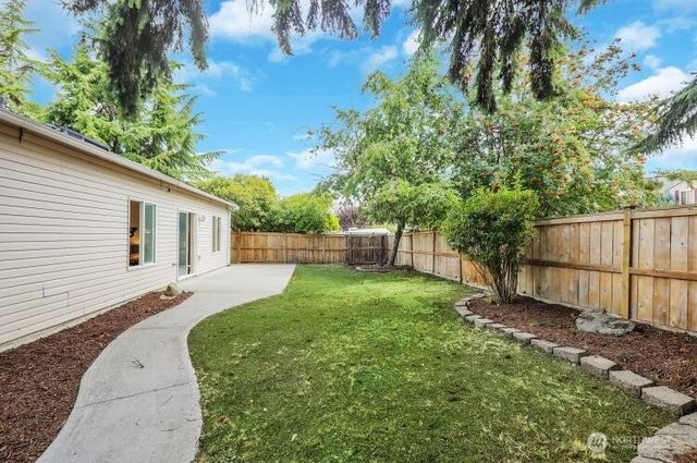 19705 13th Av Ct East, Spanaway, WA 98387