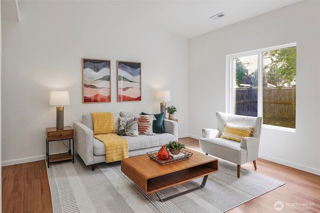 19705 13th Av Ct East, Spanaway, WA 98387