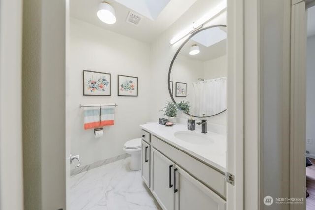 19705 13th Av Ct East, Spanaway, WA 98387