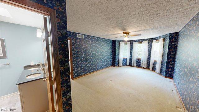 3745 Silvercrest Drive, Stow, OH 44224