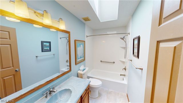 3745 Silvercrest Drive, Stow, OH 44224