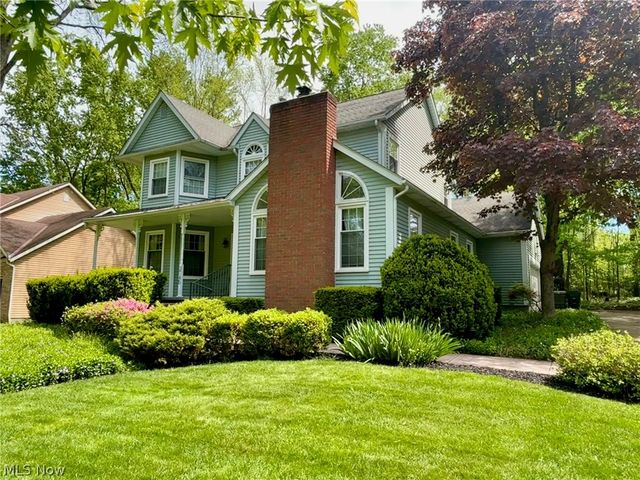 3745 Silvercrest Drive, Stow, OH 44224