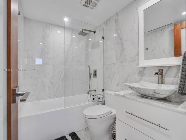 1600 S Ocean Dr 14K, Hollywood, FL 33019