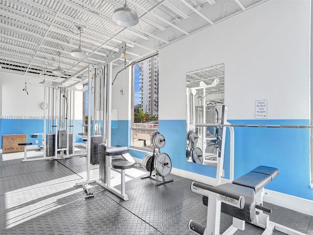 1600 S Ocean Dr 14K, Hollywood, FL 33019