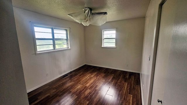466 Tennyson Loop, Harrison, AR 72601