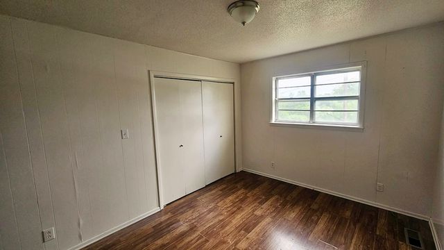 466 Tennyson Loop, Harrison, AR 72601