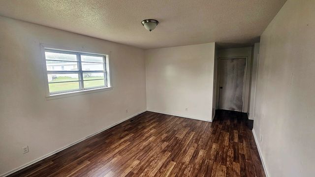 466 Tennyson Loop, Harrison, AR 72601