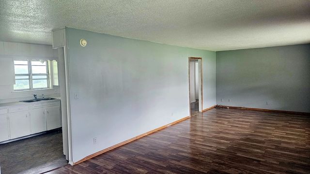 466 Tennyson Loop, Harrison, AR 72601