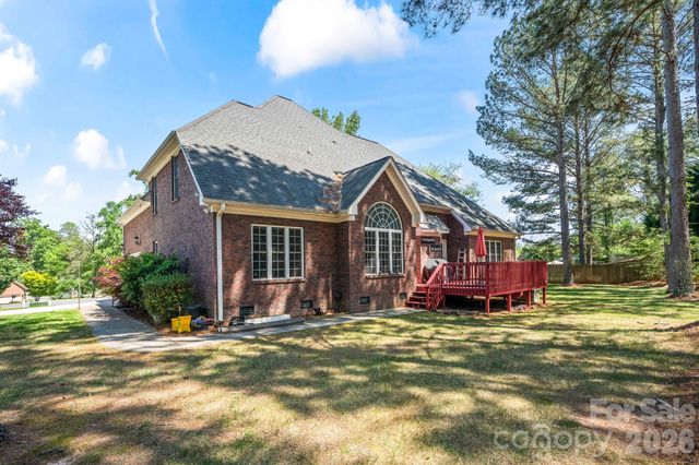 443 Crowders Bluff Court, Clover, SC 29710