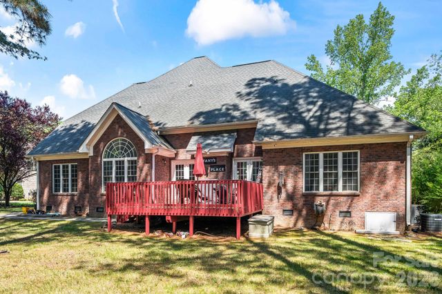 443 Crowders Bluff Court, Clover, SC 29710