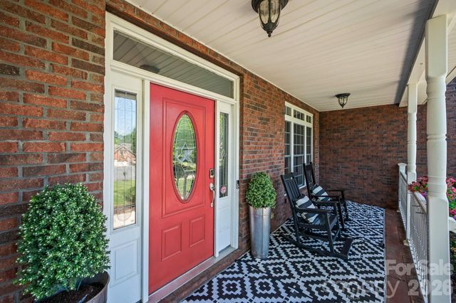 443 Crowders Bluff Court, Clover, SC 29710