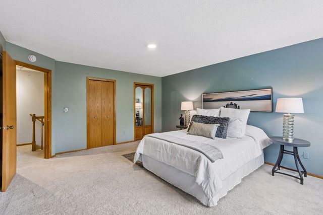 518 Lovell Avenue 3, Roseville, MN 55113