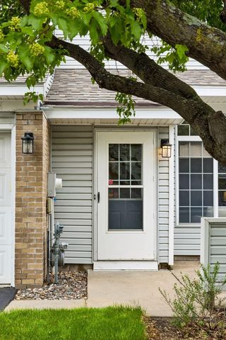 518 Lovell Avenue 3, Roseville, MN 55113