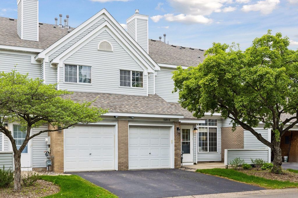 518 Lovell Avenue 3, Roseville, MN 55113
