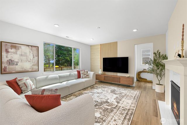2407 Barn Door Court, Ferndale, WA 98248