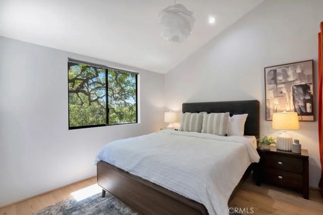 4481 Deanwood Drive, Woodland Hills, CA 91364