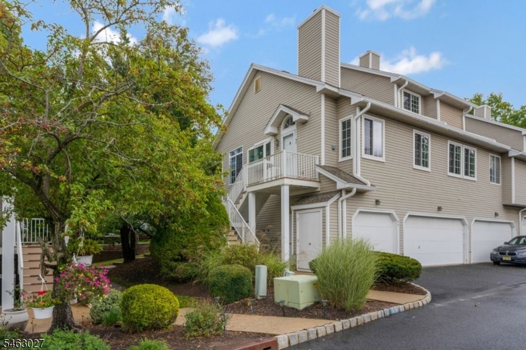 90 Birchwood Road, Bedminster Twp., NJ 07921 — exterior