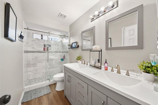 3801 Somerville Lake Court, Pearland, TX 77581