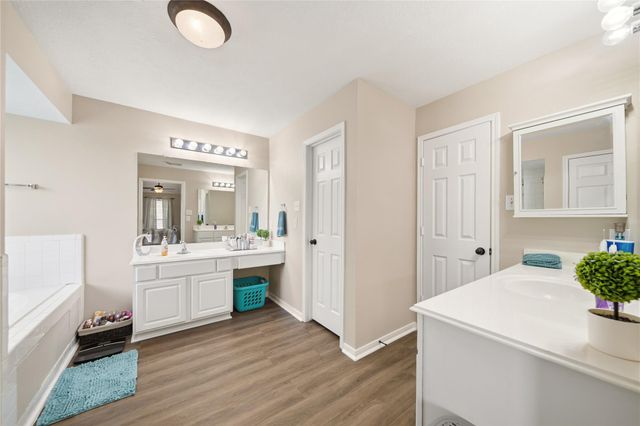 3801 Somerville Lake Court, Pearland, TX 77581