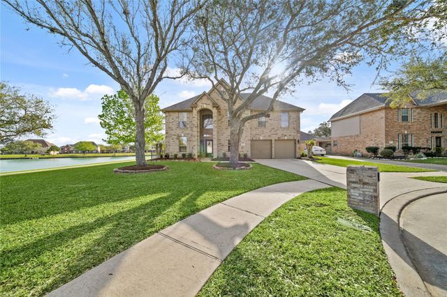 3801 Somerville Lake Court, Pearland, TX 77581