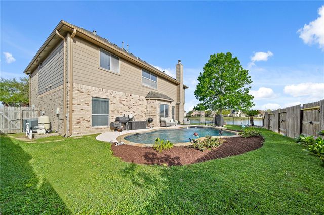 3801 Somerville Lake Court, Pearland, TX 77581