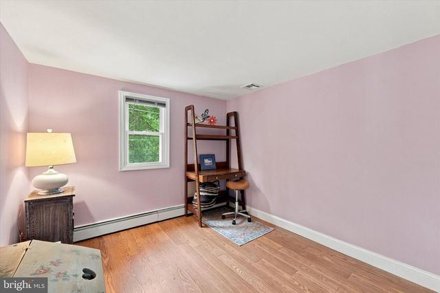 247 PINETOWN RD, Norristown, PA 19403