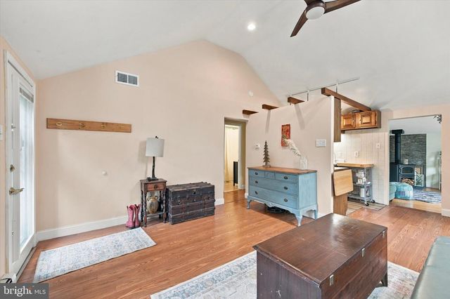 247 PINETOWN RD, Norristown, PA 19403