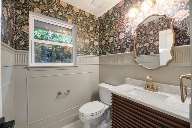 302 Shady Hill Drive, Richardson, TX 75080