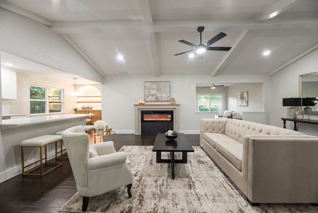 302 Shady Hill Drive, Richardson, TX 75080