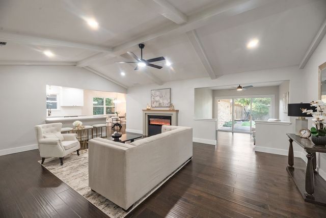 302 Shady Hill Drive, Richardson, TX 75080