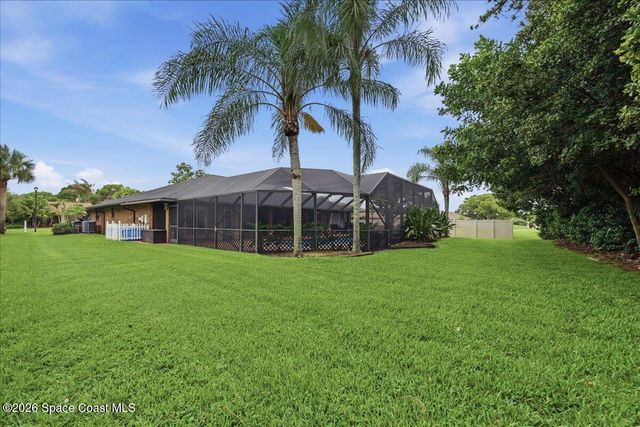 560 Sawgrass Circle, Melbourne, FL 32940