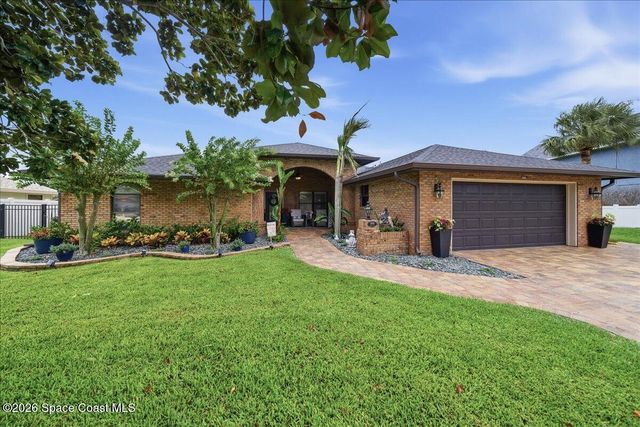 560 Sawgrass Circle, Melbourne, FL 32940